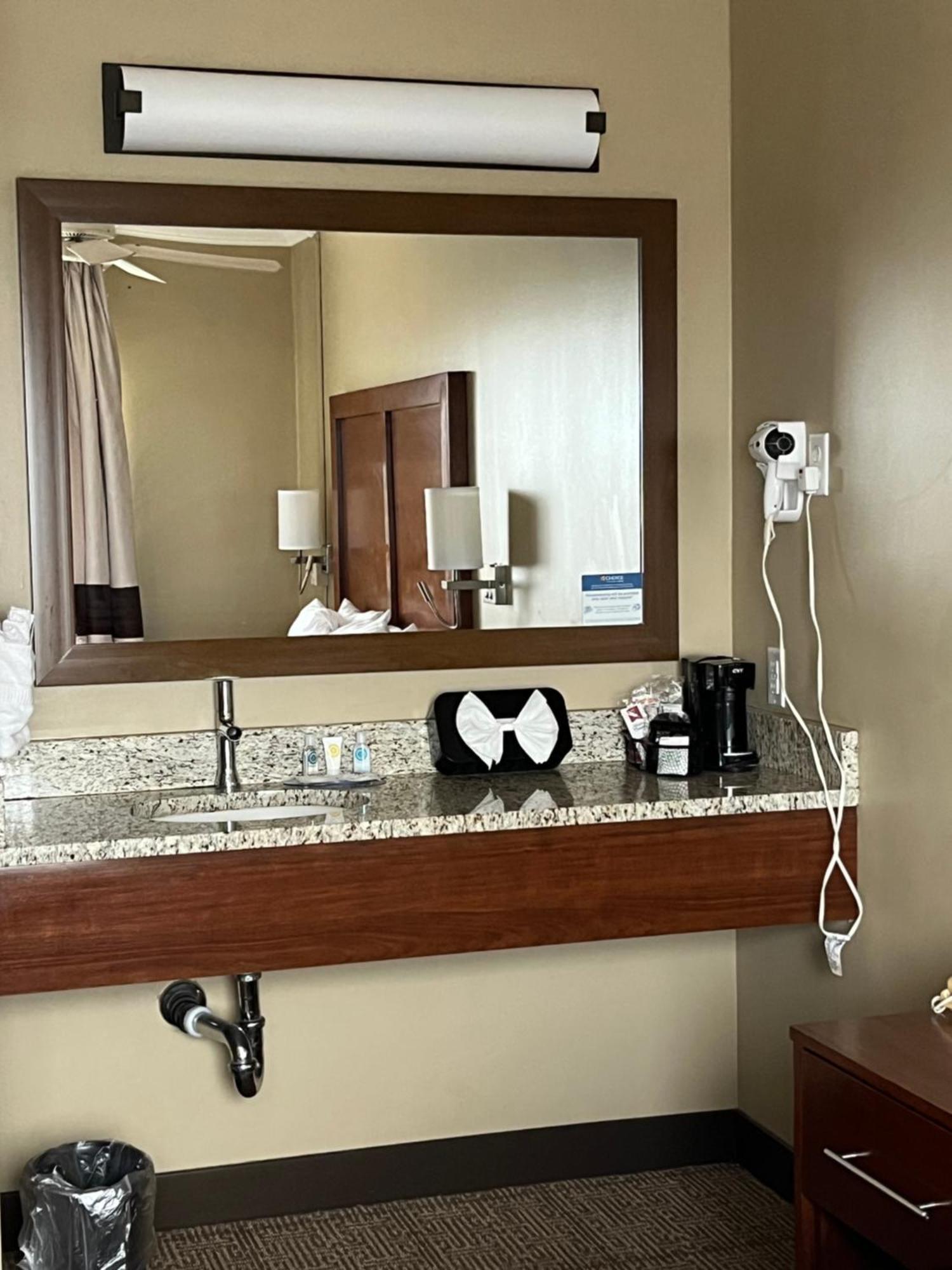 Comfort Inn & Suites Оушън Шорс Екстериор снимка