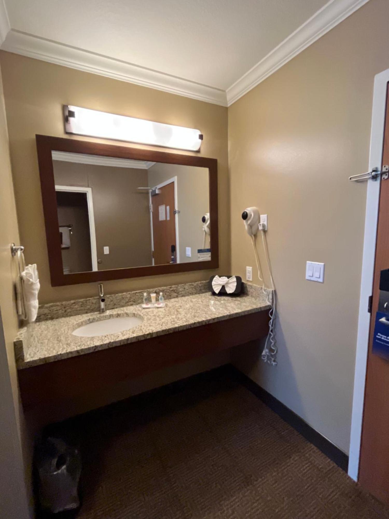 Comfort Inn & Suites Оушън Шорс Екстериор снимка